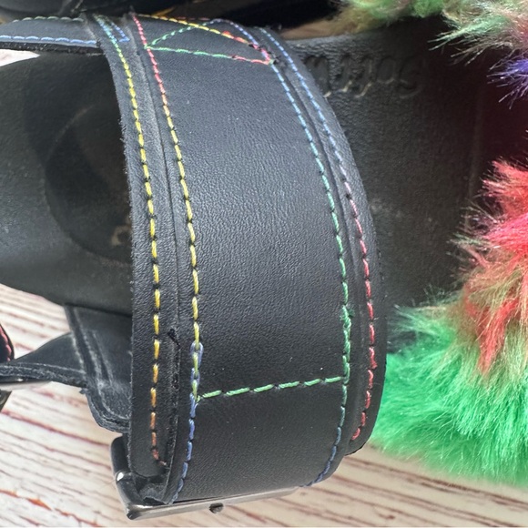 Dr Martens Voss II Fluffy Faux Fur Strap Sandals in Multi — Hydro Leather Sz 7 - Picture 9 of 16